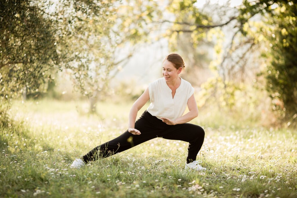 Amandine en pratique de Qi Gong